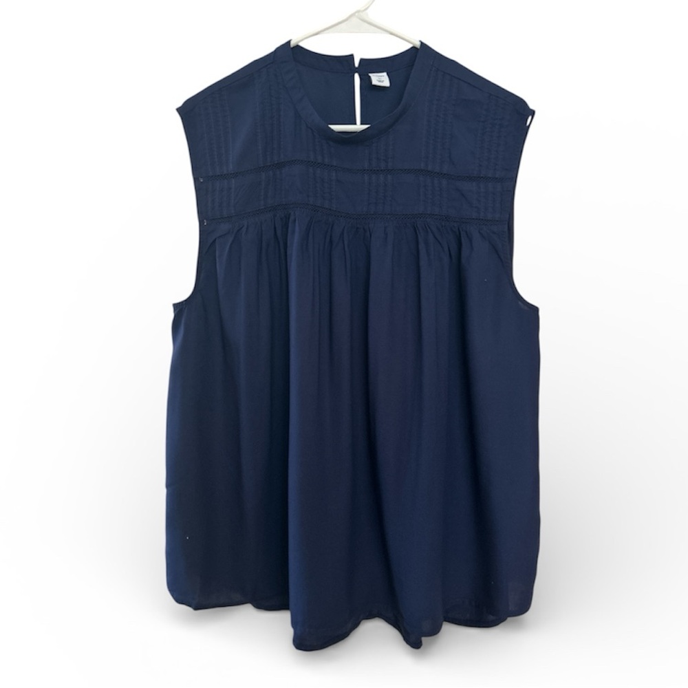 Sleeveless Navy Smocked Top by Old Navy Size XL